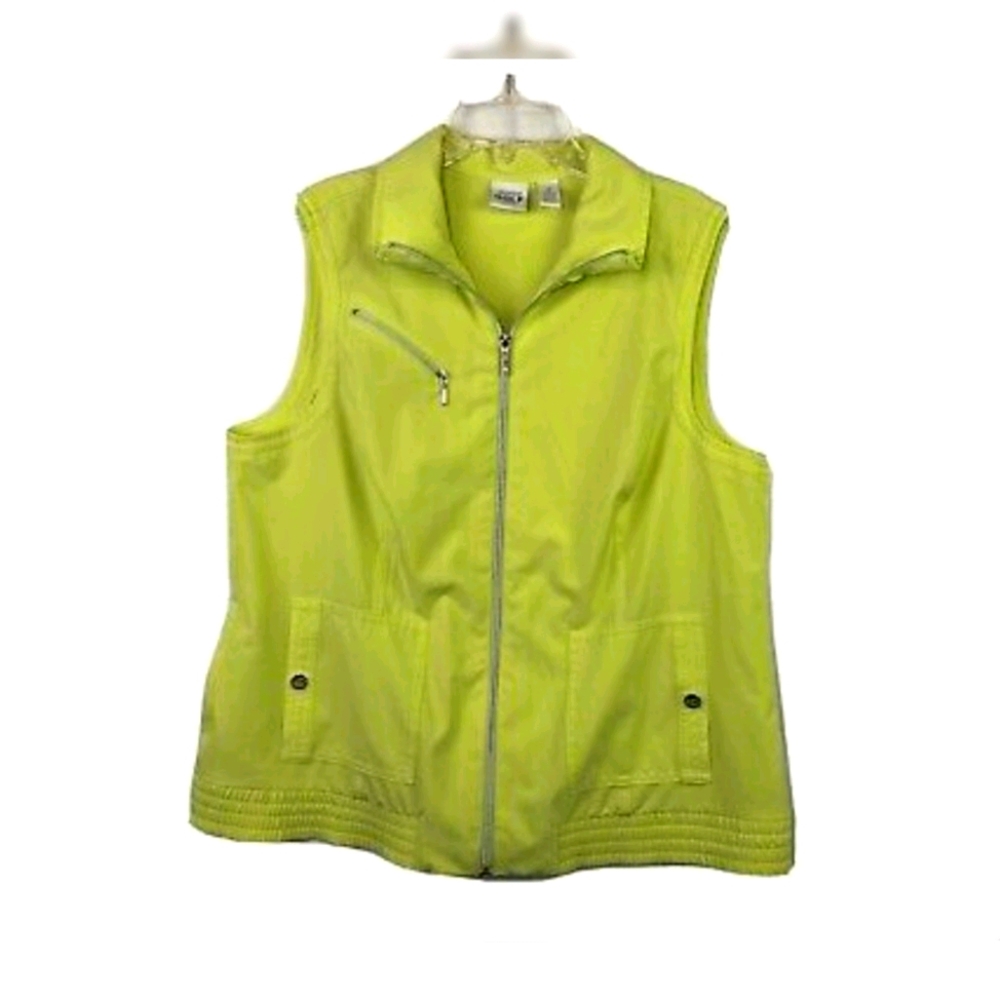 Chicos Zenergy Golf Sleeveless Jacket
